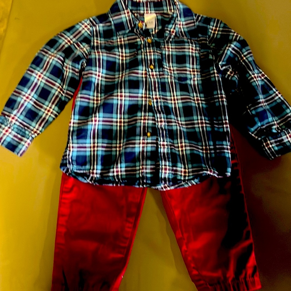 Carter’s 2 piece flannel outfit 24 months